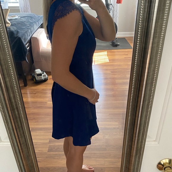 Small Blue cocktail dress from Francesca’s. - Picture 5 of 12